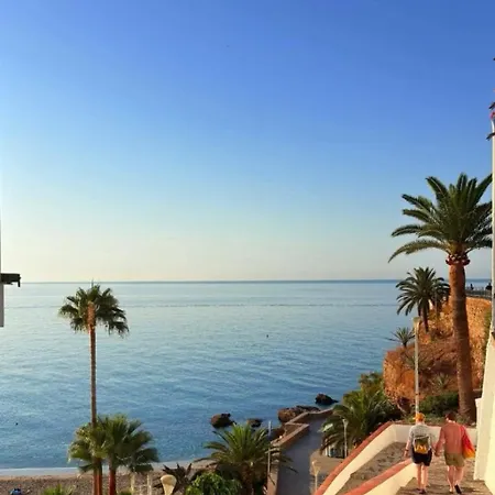 Acogedor En Zona Nerja