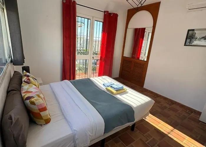 Acogedor En Zona * Нерха