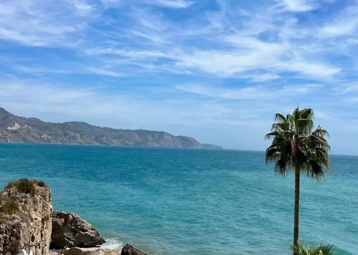 Acogedor En Zona Nerja